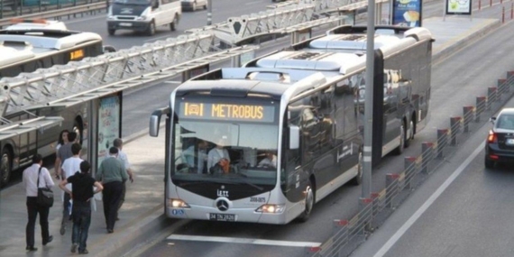 İBB 300 Yeni Metrobüs için Borç Talebine Onay Aldı