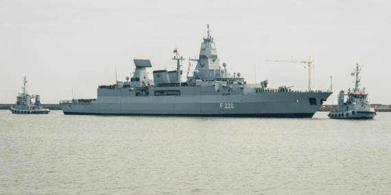 Alman Fırkateyninden Türk Gemisine Baskın