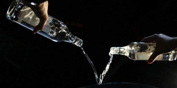 İsmail Saymaz’dan iktidara çağrı: Ölüme değil, hayata kadeh kaldıralım