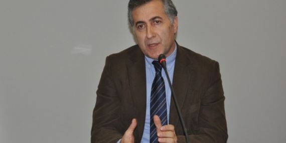 Türkiye Mimarlar Odası eski Başkanı Muhçu, muhalefete sert çıktı: Laikliğin ruhuna kezzap…