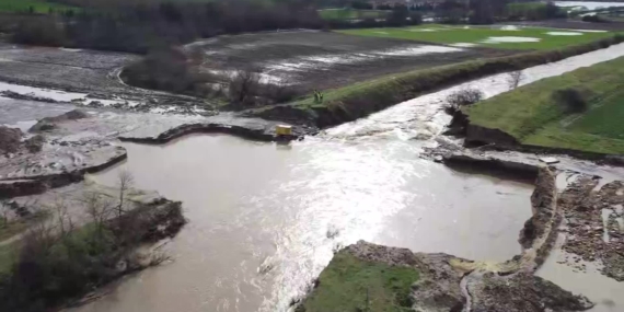 CHP'li vekil açıkladı: ''Selin nedeni, hatalı tren hızlı tren inşaatı'' 8 CHP’li vekil açıkladı: ”Selin nedeni, hatalı tren hızlı tren inşaatı”