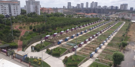 Yeşil Alan Düzenlemeleriyle Küçükcekmece'nin Çehresi Değişiyor 6 Yeşil Alan Düzenlemeleriyle Küçükcekmece’nin Çehresi Değişiyor