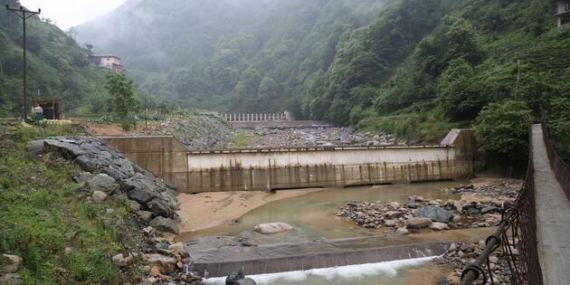 Rize'de Halkın Karşı Çıktığı HES Projesine Mahkeme Onay Verdi ! 5 Rize’de Halkın Karşı Çıktığı HES Projesine Mahkeme Onay Verdi !