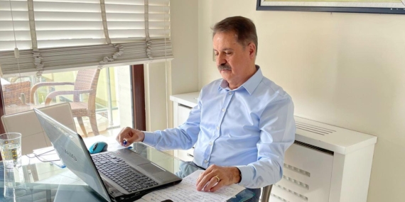 Cemil Deveci: “Ailede Demokrasinin Yolu, Kadın Erkek Eşitliği” 10 Cemil Deveci: “Ailede Demokrasinin Yolu, Kadın Erkek Eşitliği”