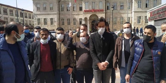 Konya'da Esnaf Valilik Önünde Eylem Yaptı: ''Ne Yapsam Yüzde 80 Oy Alırım Diyorlar Ama İşler Böyle Olmayacak'' 5 Konya’da Esnaf Valilik Önünde Eylem Yaptı: ”Ne Yapsam Yüzde 80 Oy Alırım Diyorlar Ama İşler Böyle Olmayacak”