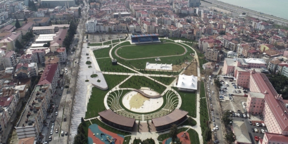 Hüseyin Avni Aker Stadyumunun Son Hali Tepki Topladı! 6 Hüseyin Avni Aker Stadyumunun Son Hali Tepki Topladı!
