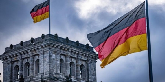 Almanya İçişleri Bakanlığı Sözcüsü Konuştu: Kaçak 500 Kişi Mercek Altında!