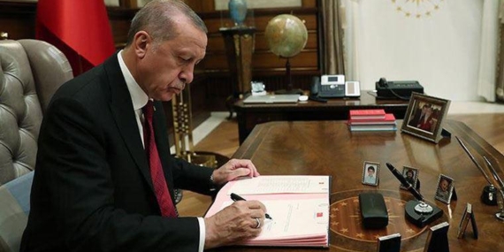 Cumhurbaşkanı kararı: Sağlık Bakanı yardımcısı Emine Alp Meşe görevden alındı! 1 Cumhurbaşkanı kararı: Sağlık Bakanı yardımcısı Emine Alp Meşe görevden alındı!