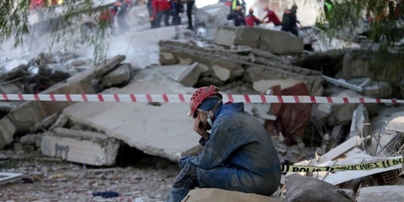 İzmir depreminde 22 kişiye gözaltı kararı