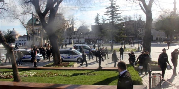 Sultanahmet'te Canlı Bomba Saldırısı Davasında Yeni Karar 5 Sultanahmet’te Canlı Bomba Saldırısı Davasında Yeni Karar