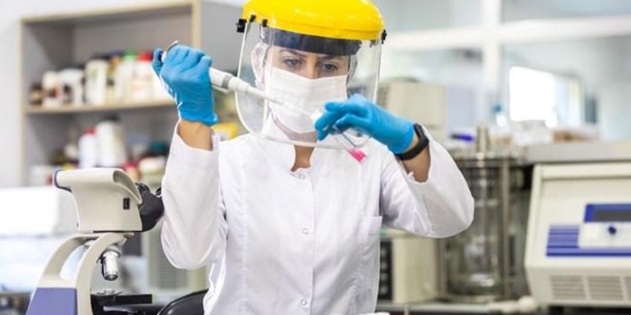 Tabip Odaları uyardı: ”Kalıcı önlemler alınmalı, aksi takdirde sağlık sistemi bu yükü kaldıramayacak.” 7 Tabip Odaları uyardı: ”Kalıcı önlemler alınmalı, aksi takdirde sağlık sistemi bu yükü kaldıramayacak.”