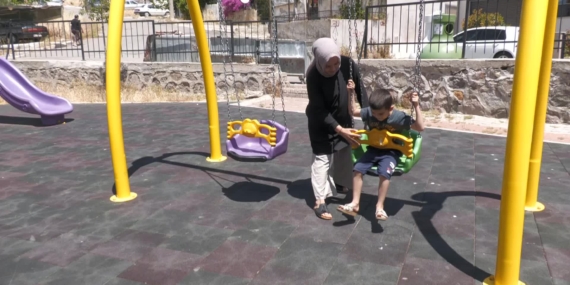 Temizlik Personelinden İnsanlık Dersi