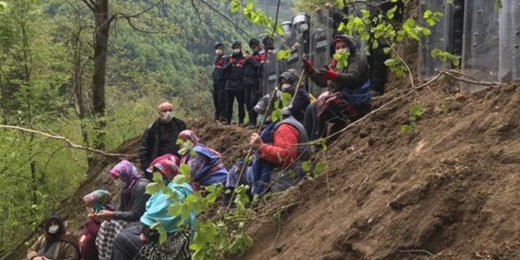İkizdere Dernekler Federasyonu, Rize'deki Bazı STK'ların Taş Ocağı Açıklamasına Tepki Gösterdi 3 İkizdere Dernekler Federasyonu, Rize’deki Bazı STK’ların Taş Ocağı Açıklamasına Tepki Gösterdi