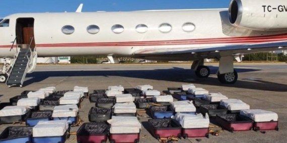 KOKAİN DOLU UÇAĞIN PİLOTUNA BERAAT!…