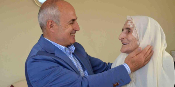 HASAN AKGÜN’E ACI HABER