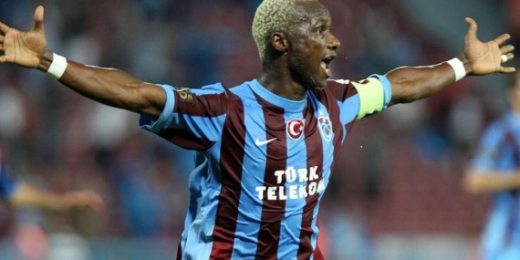 YATTARA FUTBOLA GERİ DÖNDÜ!…