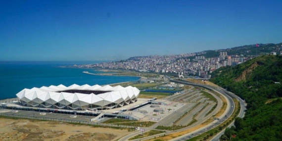 TRABZONSPOR’UN STADINDA ÇÖKME TEHLİKESİ!…