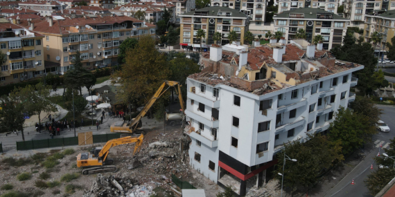 BAŞKAN AKGÜN,İBB MECLİSİ'NDEN DERT YANDI!... 9 BAŞKAN AKGÜN,İBB MECLİSİ’NDEN DERT YANDI!…