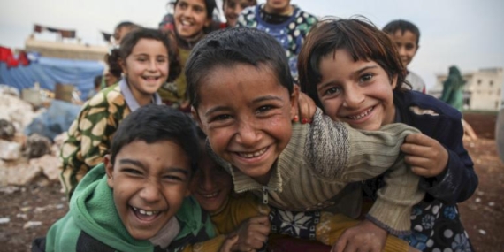 ÇOCUKLAR İÇİN GIDA DAYANIŞMASI