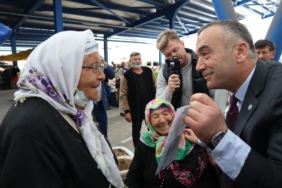 "RESMİ RAKAMLARA GÖRE; HER ÜÇ KİŞİDEN BİRİ, YOKSULLUK RİSKİ ALTINDA." 54 yavuz aydın