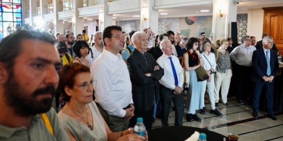 İBB; ATIL DURUMDAKİ TARİHİ DÜKKANLARI, TASARIM MÜZESİNE DÖNÜŞTÜRDÜ. 4 İBB; ATIL DURUMDAKİ TARİHİ DÜKKANLARI, TASARIM MÜZESİNE DÖNÜŞTÜRDÜ.